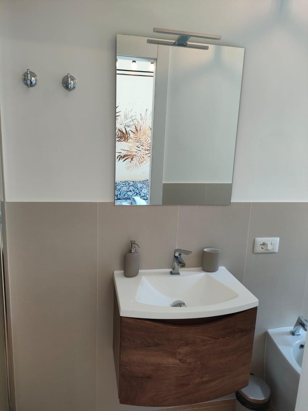 Beautiful Suite Near Metro Torino Esterno foto